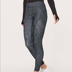 Lululemon Lead the Pack Tight 28”